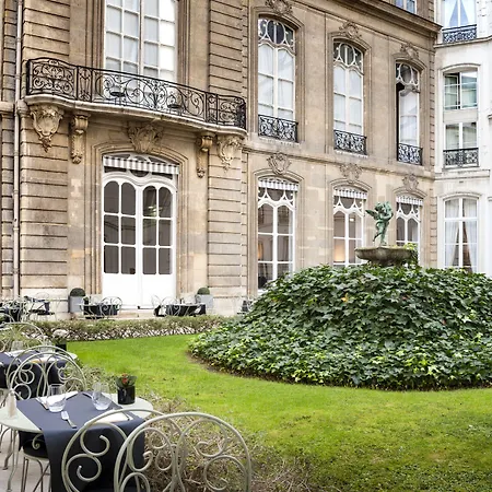 Saint James Albany Paris Hotel Spa-2