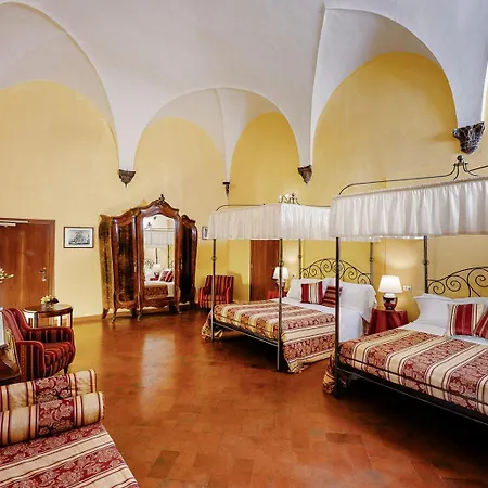 Hotel Palazzo Dal Borgo-3