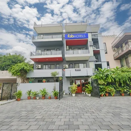 Fabhotel Comfort Residency I - Nr Artemis Hospital Gurgaon'-3