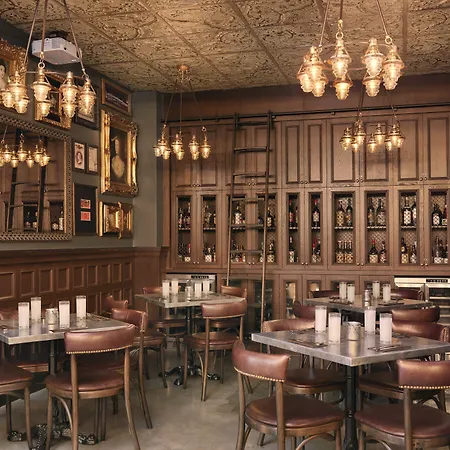 Q&C Hotel And Bar New Orleans, Autograph Collection-3
