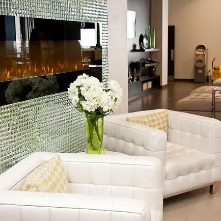 The Hollis Halifax - A Doubletree Suites By Hilton-3