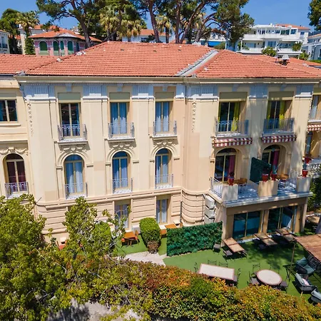 Hotel Petit Palais-2