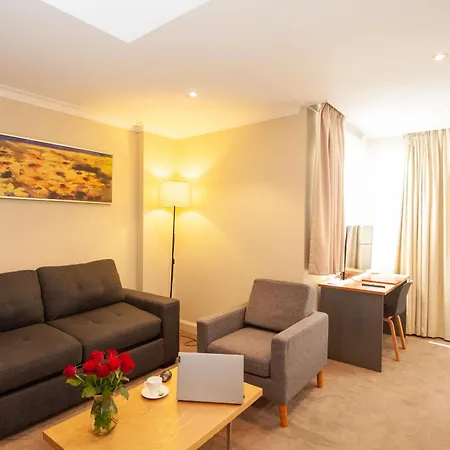 Hotel Diana Woolloongabba-3