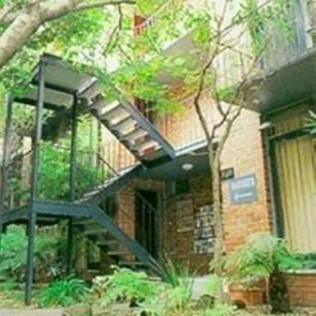 Soya On Davis Apartment Hotel-2