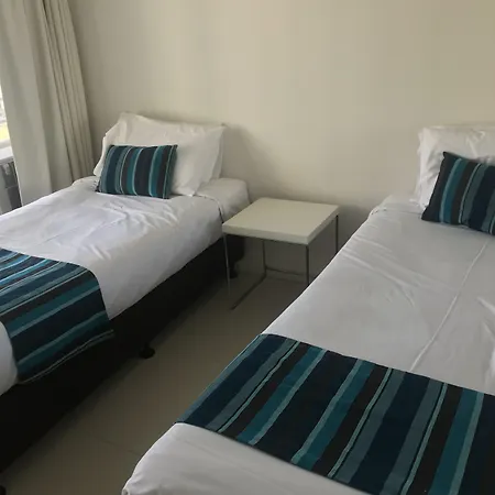 Zenith Ocean Front Apartments Gold Coast - Official Listing-3