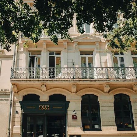 Hotel De Verdun 1882, BW Signature Collection-3