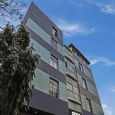 Super Collection O Amar Hotel-3