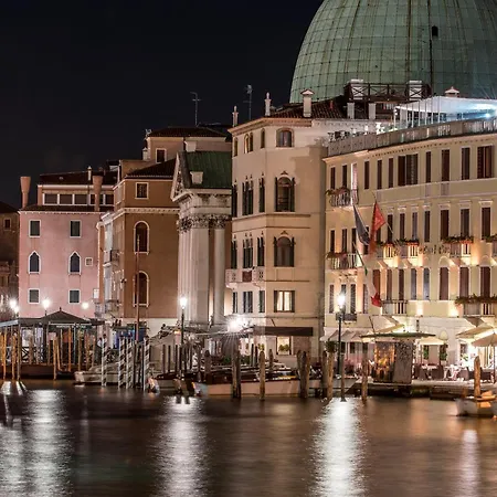 Hotel Carlton On The Grand Canal-3