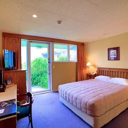 Brentwood Hotel-2