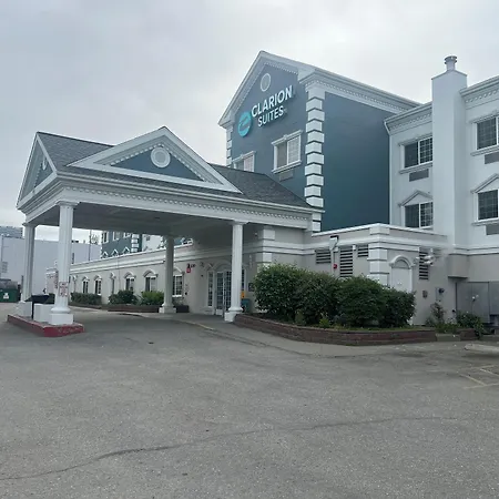 Clarion Suites Anchorage Downtown-2