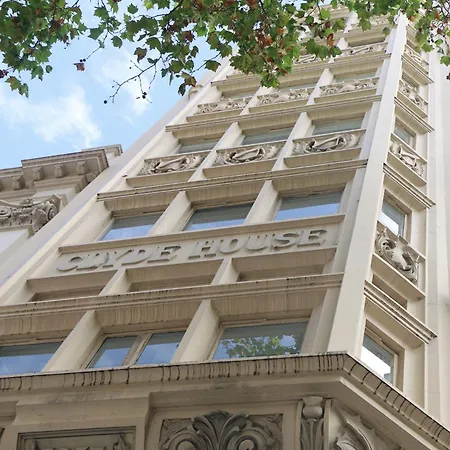 Hotel Collins-2