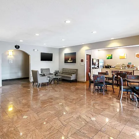 Quality Suites Austin South Street Elmo District-2