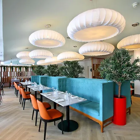 Waterford Marina Hotel-2