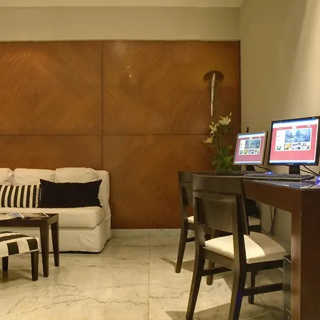 Broadway Hotel & Suites-2