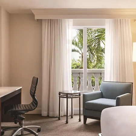 Hilton Naples-3