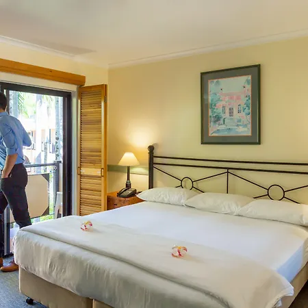 Palm Royale Cairns-2