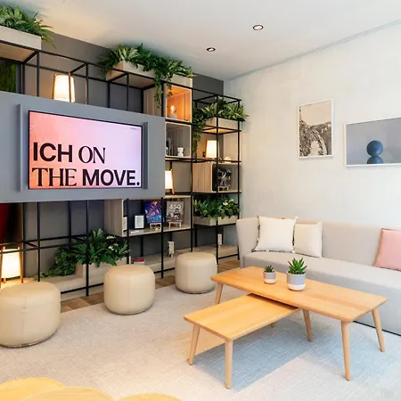 Intercityhotel Wien-3