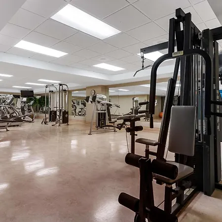 Best Western Ville-Marie Montreal Hotel & Suites-2