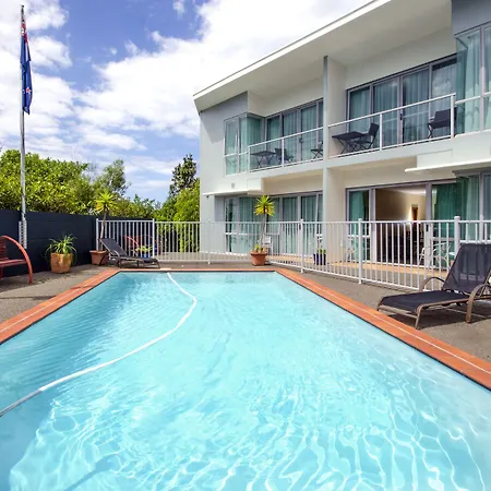 Aristotles North Shore-3