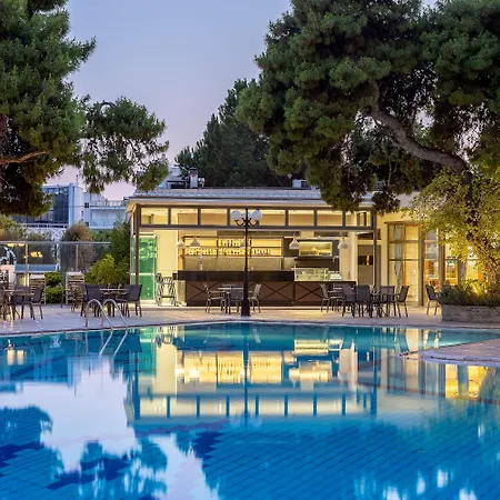 Oasis Hotel Apartments-2