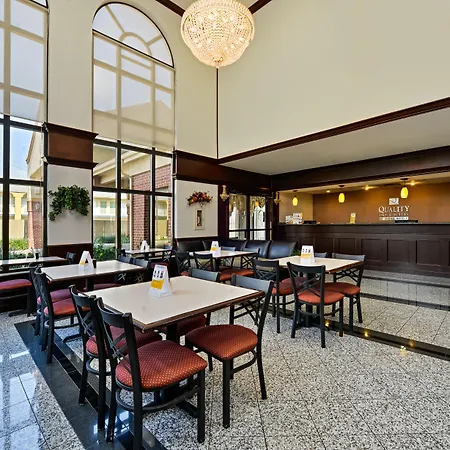 Quality Inn & Suites Waco North-3