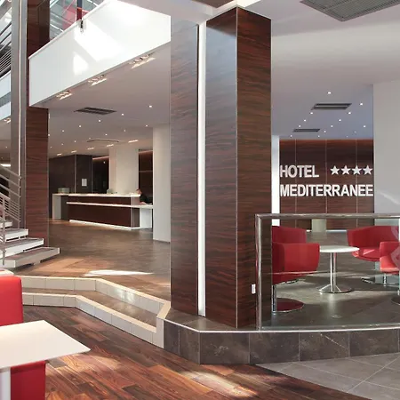 Hotel Le Mediterranee-3