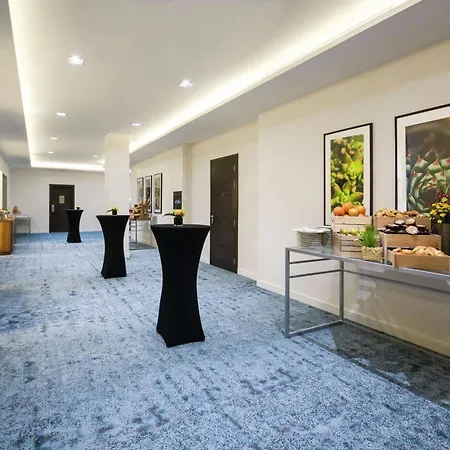 Hilton Garden Inn Ras Al Khaimah-2