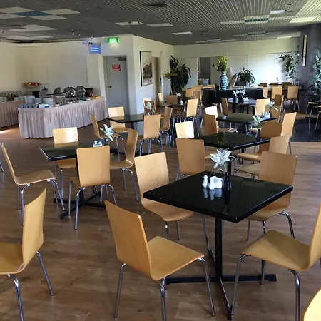 Devere Hotel-3