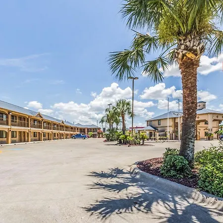 Econo Lodge Inn & Suites Corpus Christi-3