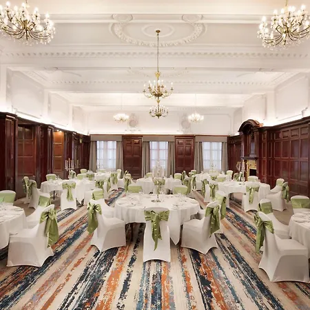 Leonardo Hotel Cardiff-3