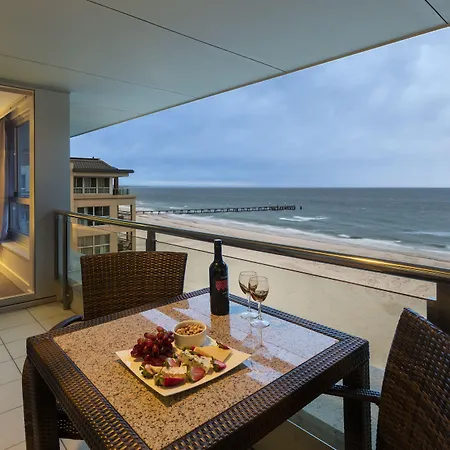 Oaks Glenelg Plaza Pier Suites-3