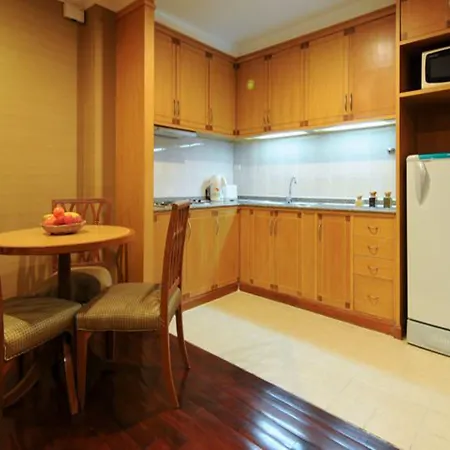 Admiral Suites Bangkok-3