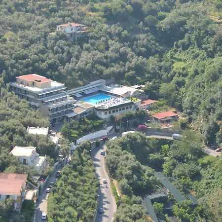 Best Western Hotel La Solara-2