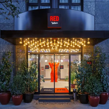 Radisson Red Berlin Kudamm-3