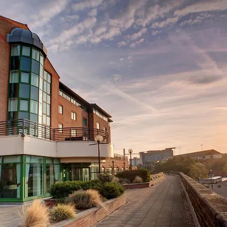 Sandman Signature Sheffield Quays Hotel-3