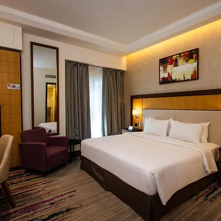 Golden Tulip Media Hotel-2