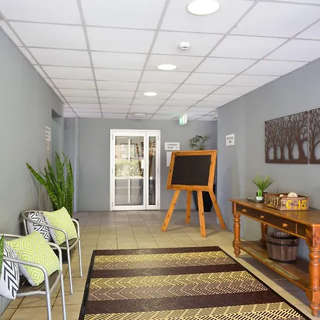 Rocklea International Motel-2