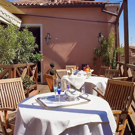 Hotel Ca' Dei Conti-2