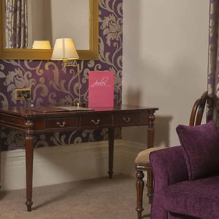 Clarence Court Hotel-3