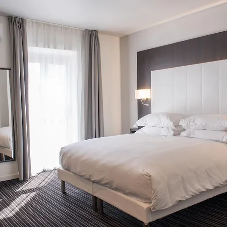 Hotel 64 Nice-2