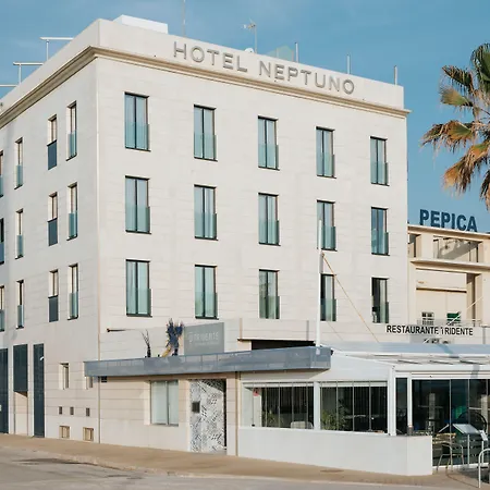 Hotel Neptuno Playa & Spa-3