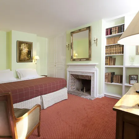Relais Du Louvre-2