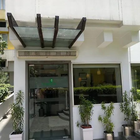 Lemon Tree Hotel, Udyog Vihar, Gurugram-2