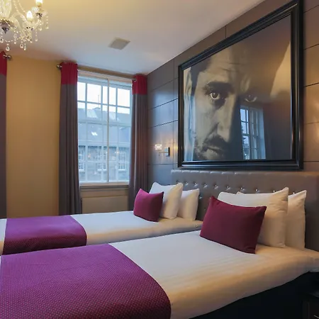 Angels Share Hotel-3