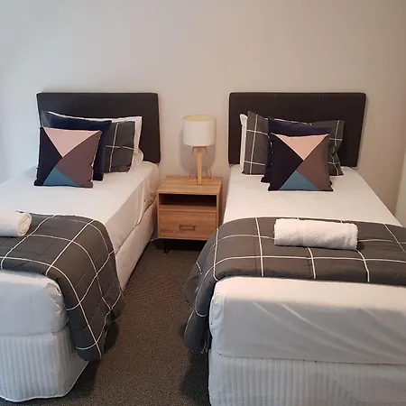 Gemini Court Holiday Apartments-2