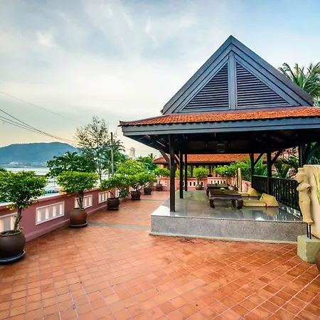 Seaview Patong Hotel-2