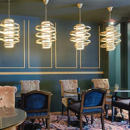 New Hotel Republique - Ex Albert'S Hotel-2