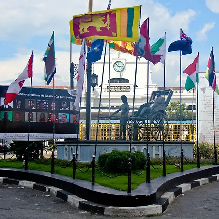Grand Oriental Hotel-2