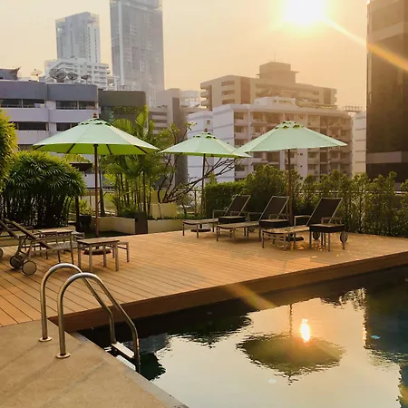 Oakwood Residence Sukhumvit 24 Bangkok-2