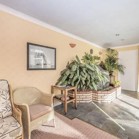 Lindum Lodge-2